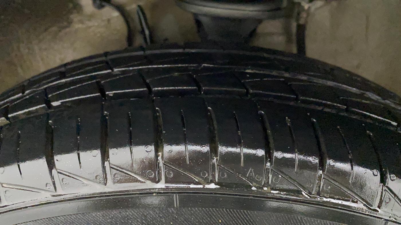 2022 Maruti Alto LXI OPT CNG, CNG, Manual, 3,212 km, Left Front Tyre Tread
