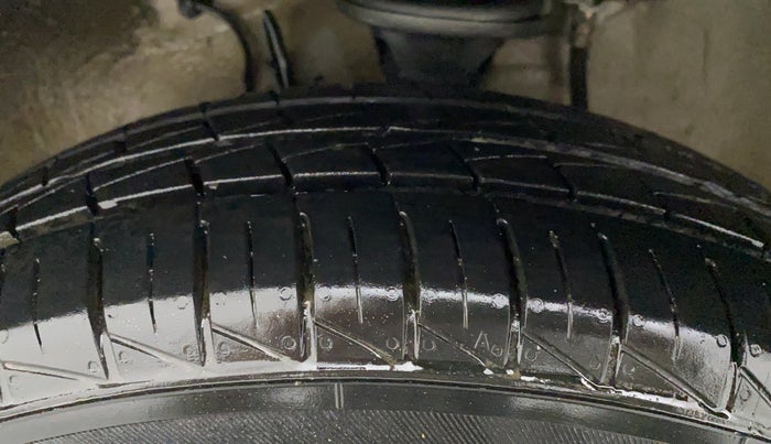 2022 Maruti Alto LXI OPT CNG, CNG, Manual, 3,212 km, Left Front Tyre Tread