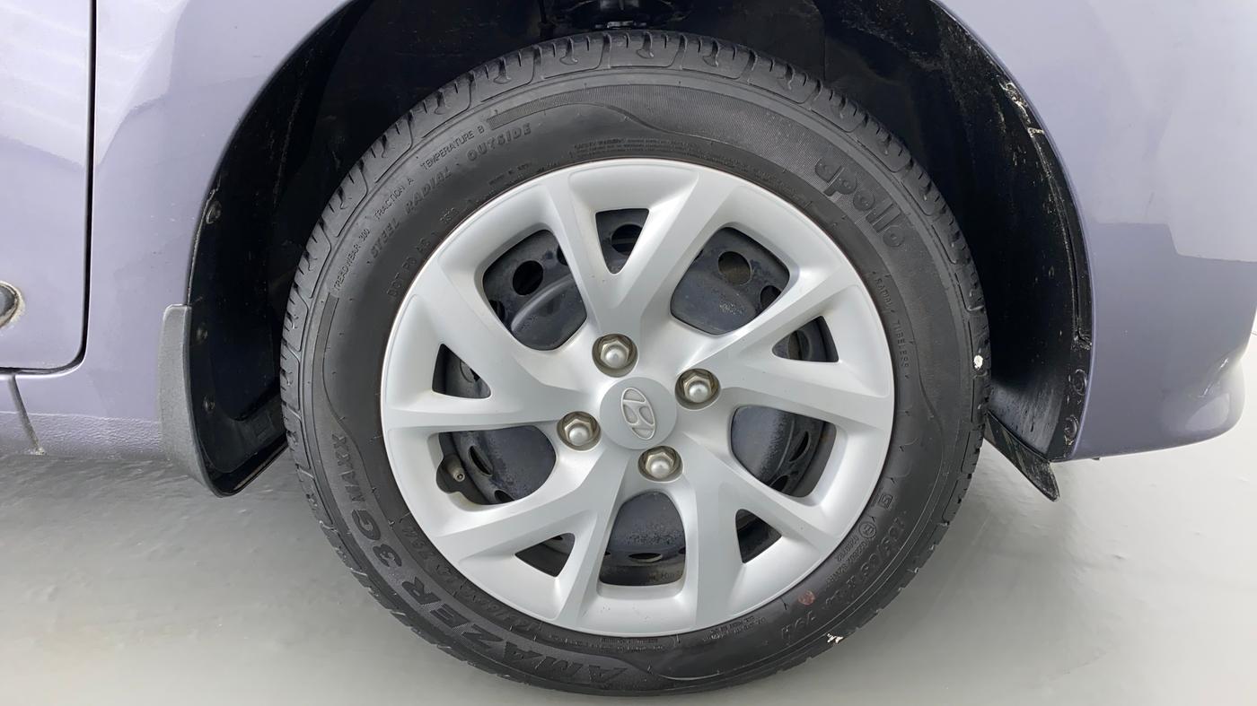 2018 Hyundai Grand i10 MAGNA 1.2 KAPPA VTVT, Petrol, Manual, 12,582 km, Right Front Wheel