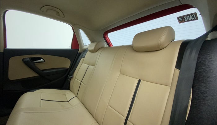 2017 Volkswagen Polo HIGHLINE1.5L, Diesel, Manual, 1,21,741 km, Right Side Rear Door Cabin
