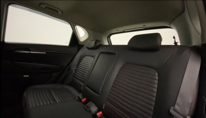2020 KIA SONET GTX PLUS 1.0 IMT, Petrol, Manual, 14,365 km, Right Side Rear Door Cabin