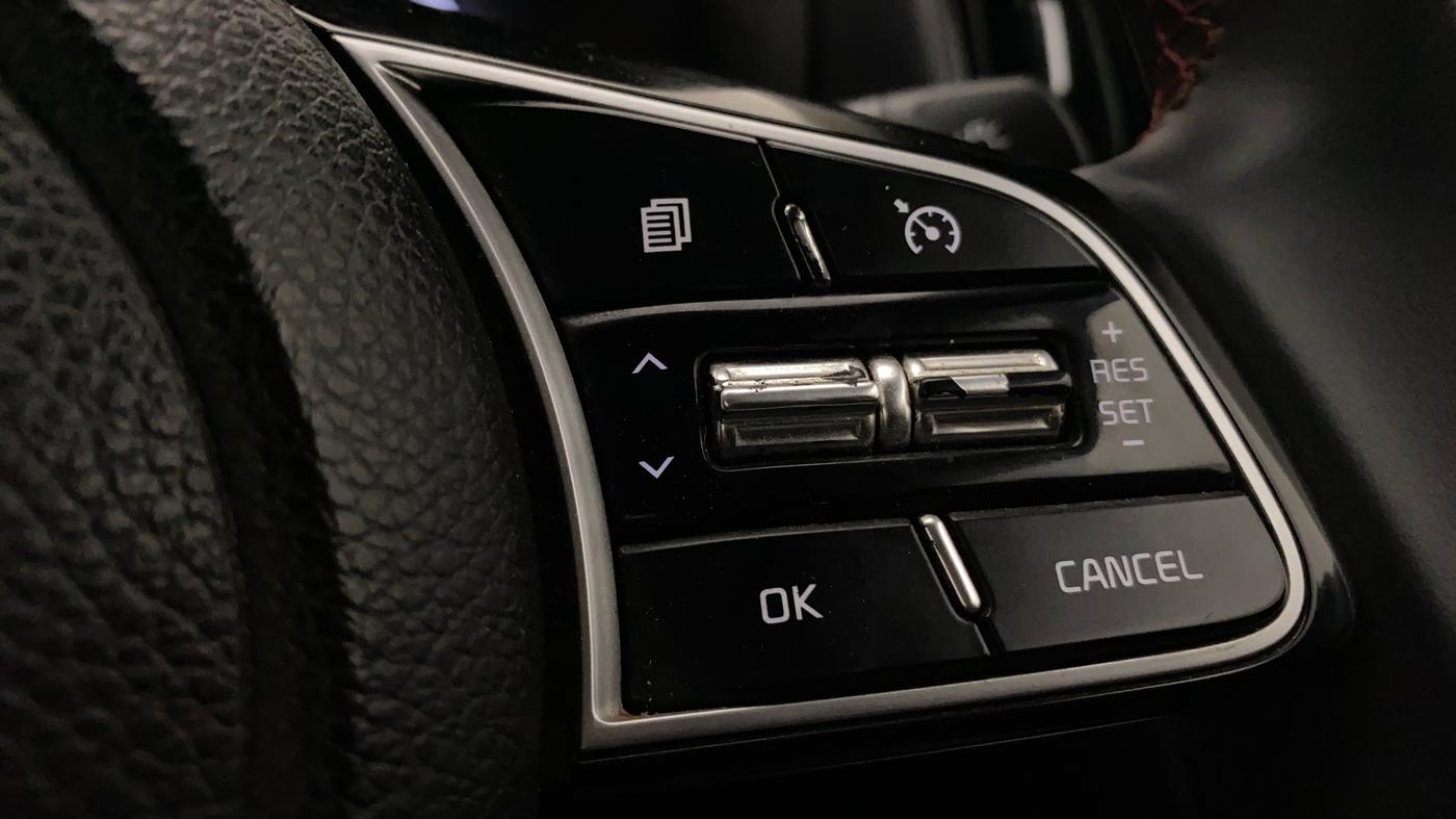 2020 KIA SONET GTX PLUS 1.0 IMT, Petrol, Manual, 14,365 km, Adaptive Cruise Control