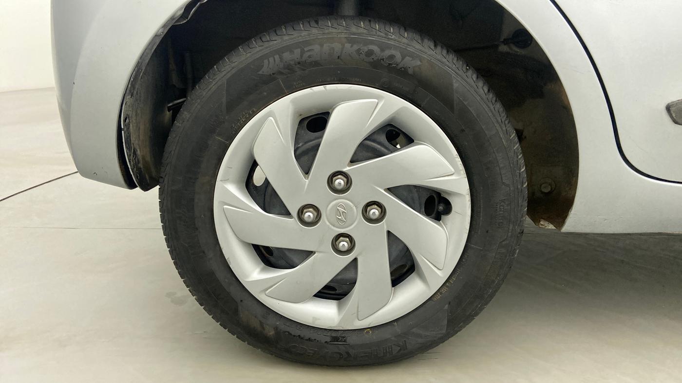 2020 Hyundai NEW SANTRO 1.1 SPORTZ MT CNG, CNG, Manual, 27,509 km, Right Rear Wheel