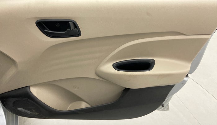 2020 Hyundai NEW SANTRO 1.1 SPORTZ MT CNG, CNG, Manual, 27,509 km, Driver Side Door Panels Control