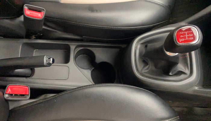 2018 Hyundai Grand i10 SPORTZ 1.2 KAPPA VTVT DUAL TONE, Petrol, Manual, 36,888 km, Gear Lever