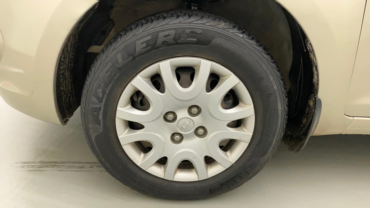 2011 Hyundai i20 MAGNA 1.2, Petrol, Manual, 21,831 km, Left Front Wheel