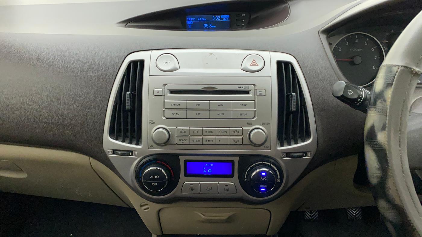 2011 Hyundai i20 MAGNA 1.2, Petrol, Manual, 21,831 km, Air Conditioner