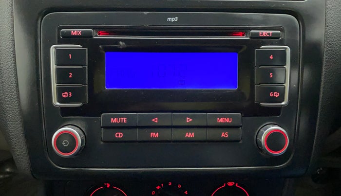 2012 Volkswagen Polo COMFORTLINE 1.2L PETROL, CNG, Manual, 38,225 km, Infotainment System