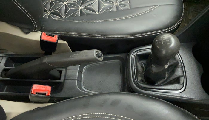 2012 Volkswagen Polo COMFORTLINE 1.2L PETROL, CNG, Manual, 38,225 km, Gear Lever