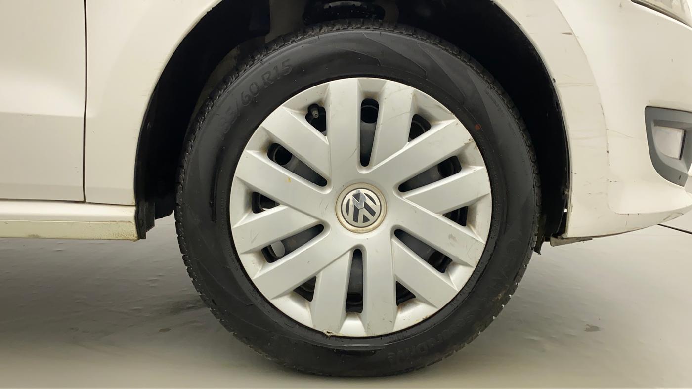 2012 Volkswagen Polo COMFORTLINE 1.2L PETROL, CNG, Manual, 38,225 km, Right Front Wheel