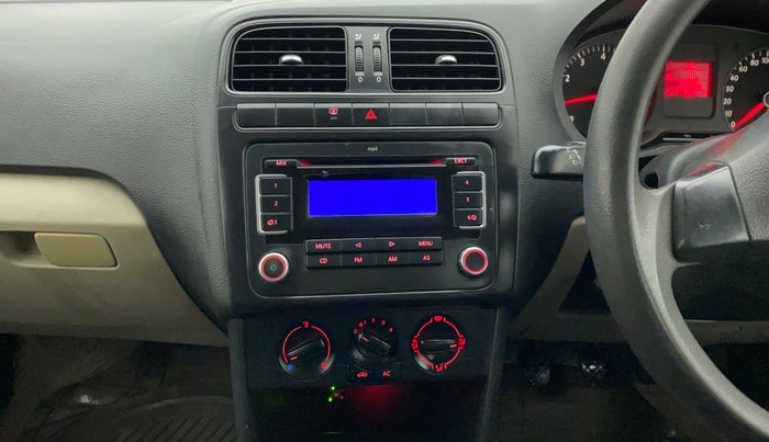 2012 Volkswagen Polo COMFORTLINE 1.2L PETROL, CNG, Manual, 38,225 km, Air Conditioner