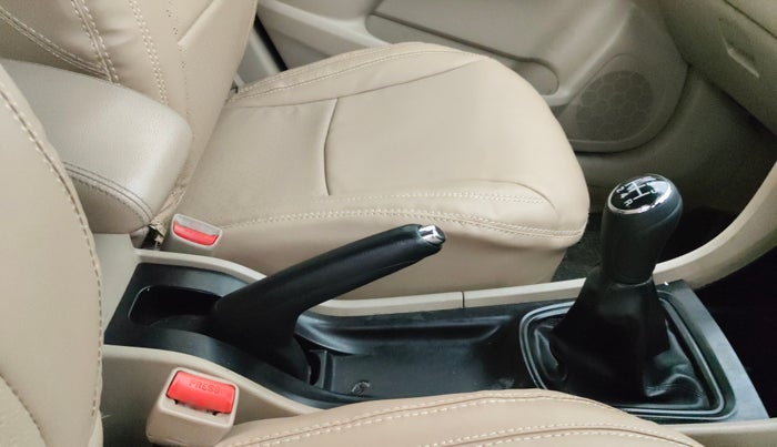 2019 Maruti Ciaz SIGMA 1.5 SHVS MT  PETROL, Petrol, Manual, 75,428 km, Gear Lever