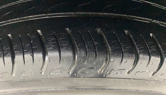 2021 Honda Amaze 1.2L I-VTEC VX CVT, Petrol, Automatic, 46,641 km, Left Front Tyre Tread