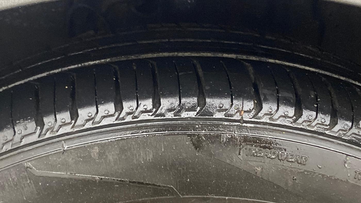 2021 Tata Tiago XZA PLUS PETROL, Petrol, Automatic, 50,954 km, Left Front Tyre Tread