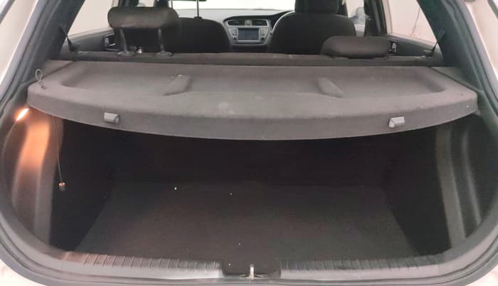 2018 Hyundai i20 Active 1.2 SX, Petrol, Manual, 51,592 km, Boot Inside
