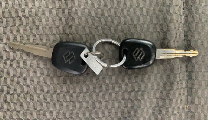 2015 Maruti Wagon R 1.0 LXI, Petrol, Manual, 48,758 km, Key Close Up