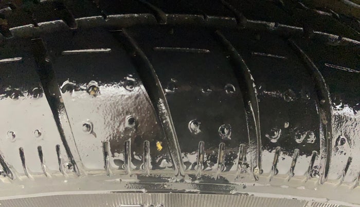 2013 Chevrolet Beat PS PETROL, Petrol, Manual, 53,420 km, Right Rear Tyre Tread