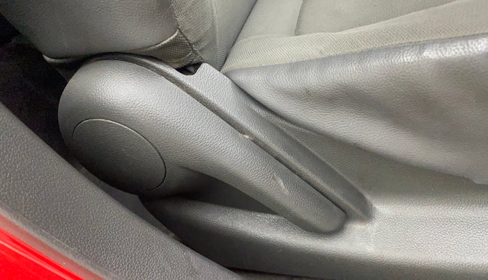 2013 Chevrolet Beat PS PETROL, Petrol, Manual, 53,420 km, Driver Side Adjustment Panel