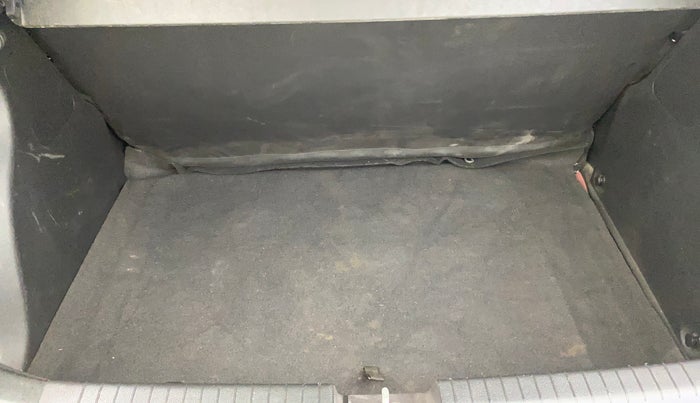 2015 Hyundai Elite i20 SPORTZ 1.2, Petrol, Manual, 59,129 km, Boot Inside