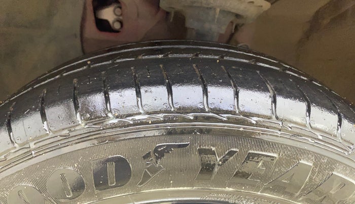 2015 Hyundai Elite i20 SPORTZ 1.2, Petrol, Manual, 59,129 km, Left Front Tyre Tread