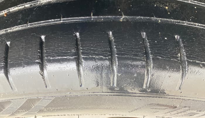 2017 Maruti Baleno ALPHA PETROL 1.2, Petrol, Manual, 40,372 km, Right Rear Tyre Tread