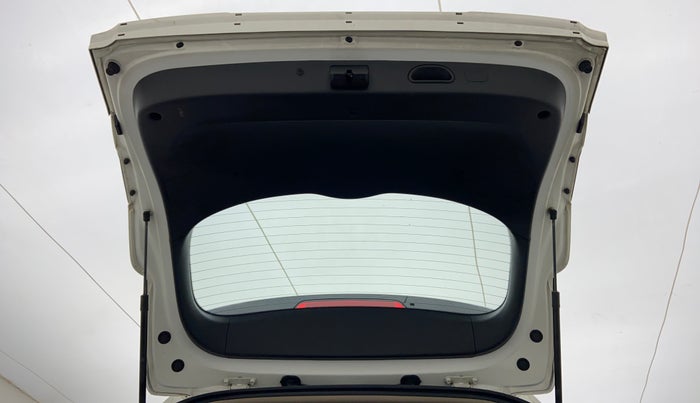 2018 Hyundai Tucson 2WD AT GL DIESEL, Diesel, Automatic, 30,136 km, Boot Door Open