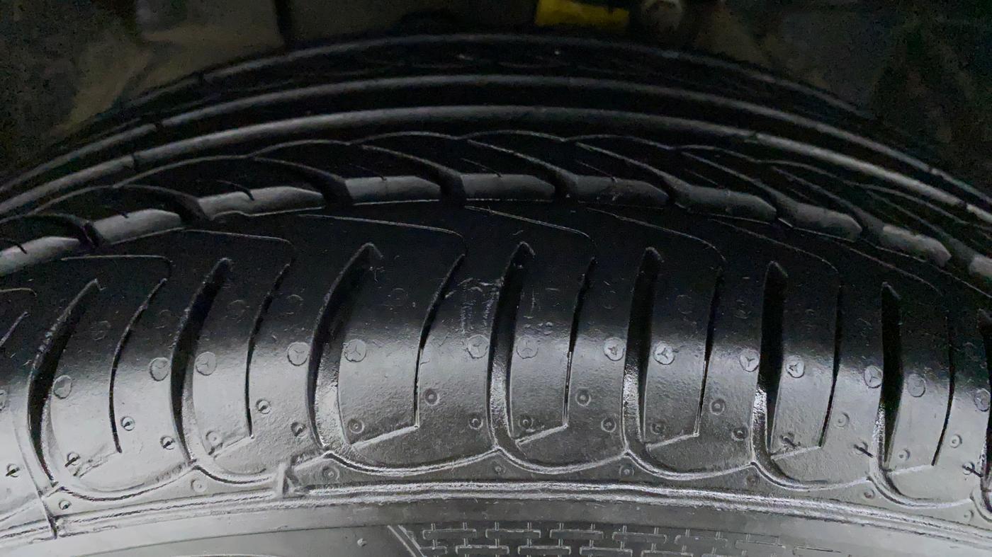 2020 Ford Ecosport 1.5 TITANIUM PLUS TI VCT AT, Petrol, Automatic, 19,451 km, Right Front Tyre Tread