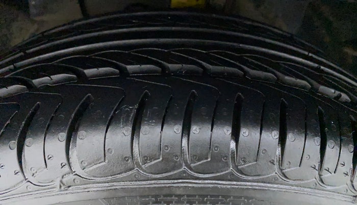 2020 Ford Ecosport 1.5 TITANIUM PLUS TI VCT AT, Petrol, Automatic, 19,451 km, Left Front Tyre Tread