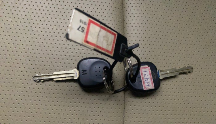 2015 Hyundai Eon D-LITE+, Petrol, Manual, 26,920 km, Key Close Up