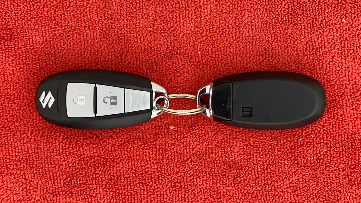 2017 Maruti Baleno ZETA CVT PETROL 1.2, Petrol, Automatic, 34,204 km, Key Close Up