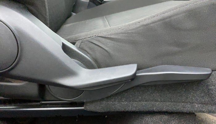 2017 Maruti Baleno ZETA CVT PETROL 1.2, Petrol, Automatic, 34,204 km, Driver Side Adjustment Panel
