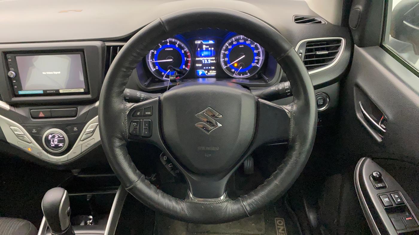 2017 Maruti Baleno ZETA CVT PETROL 1.2, Petrol, Automatic, 34,204 km, Steering Wheel Close Up