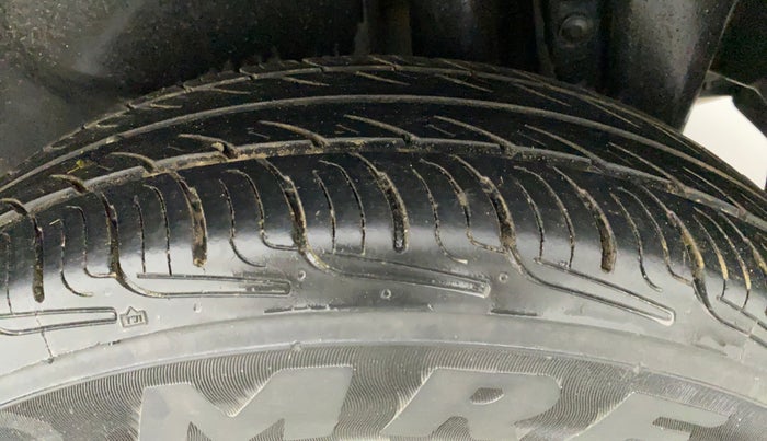 2013 Maruti Swift Dzire VXI, Petrol, Manual, 85,658 km, Left Rear Tyre Tread