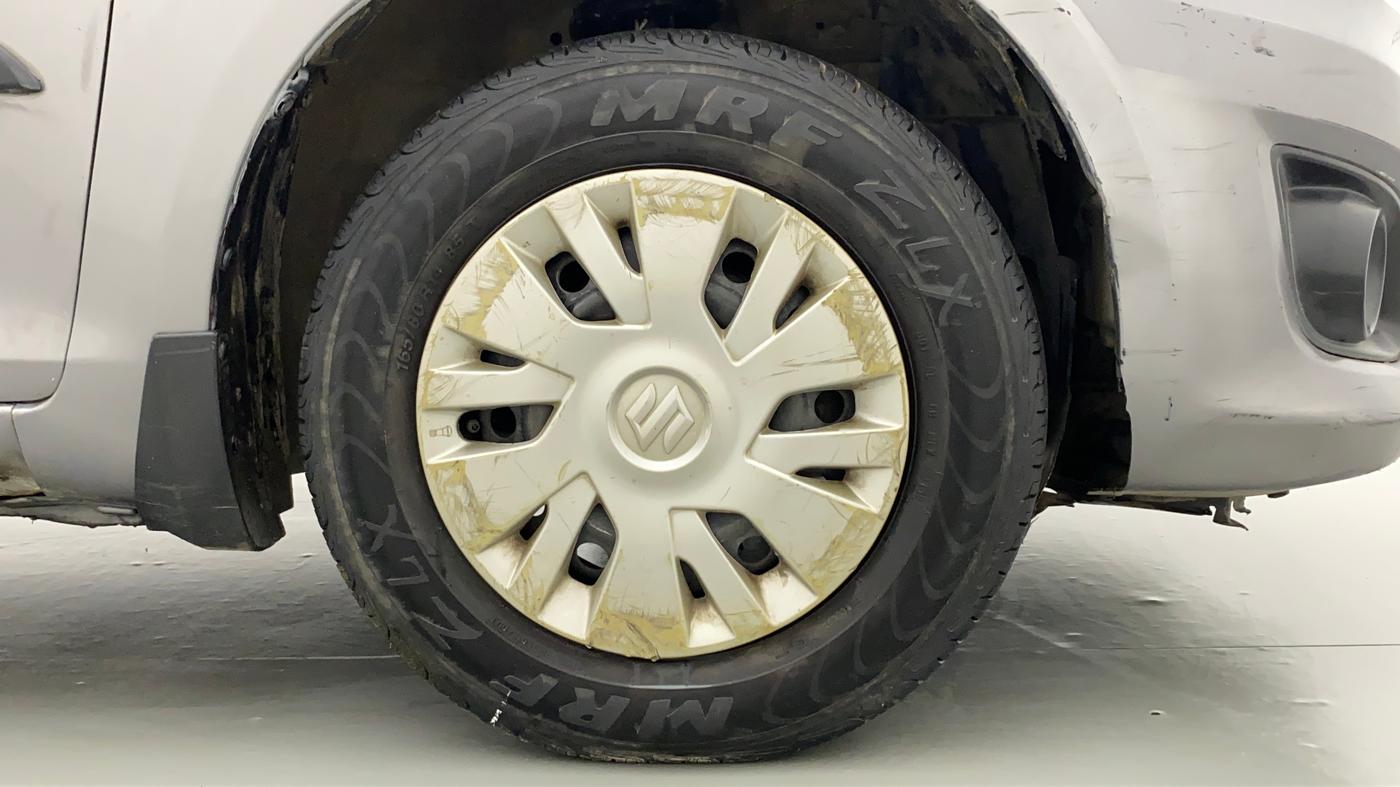 2013 Maruti Swift Dzire VXI, Petrol, Manual, 85,658 km, Right Front Wheel