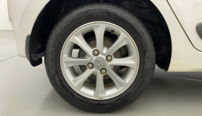 2015 Hyundai Grand i10 ASTA AT 1.2 KAPPA VTVT, Petrol, Automatic, 56,235 km, Right Rear Wheel