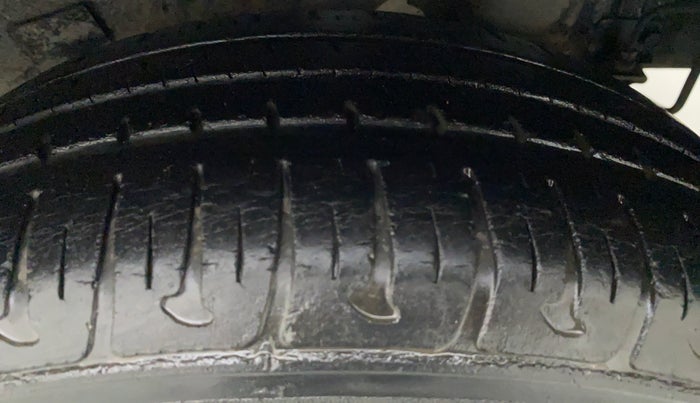 2015 Hyundai Grand i10 ASTA AT 1.2 KAPPA VTVT, Petrol, Automatic, 56,235 km, Left Rear Tyre Tread