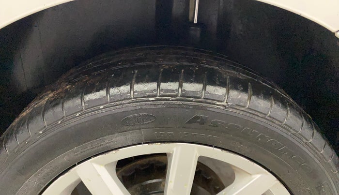 2018 Volkswagen Ameo HIGHLINE PLUS 1.0L 16 ALLOY, Petrol, Manual, 1,14,764 km, Left Rear Tyre Tread