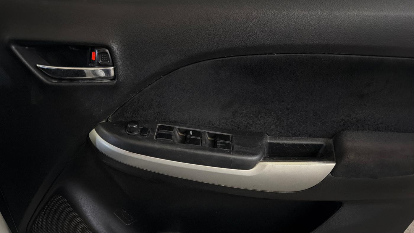 2021 Maruti Baleno SIGMA PETROL 1.2, Petrol, Manual, 64,567 km, Driver Side Door Panels Control