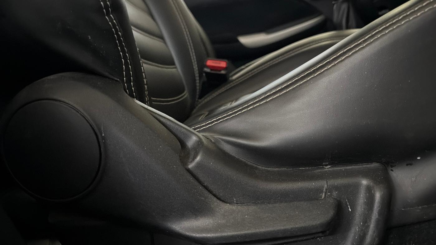 2021 Maruti Baleno SIGMA PETROL 1.2, Petrol, Manual, 64,567 km, Driver Side Adjustment Panel