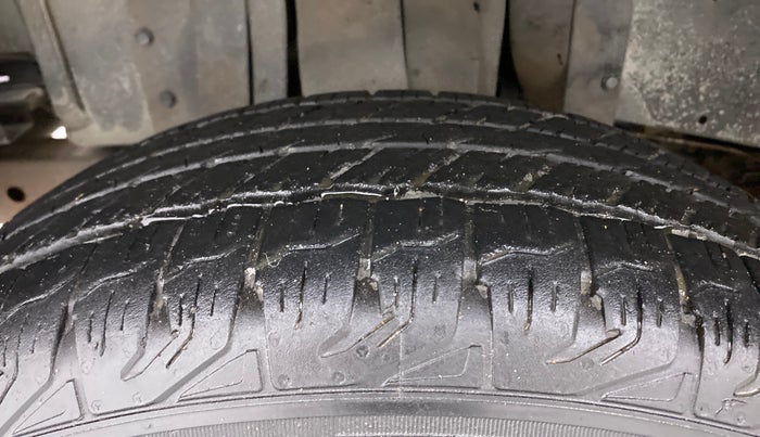 2018 Mahindra Thar CRDE 4X4 AC, Diesel, Manual, 90,305 km, Left Front Tyre Tread