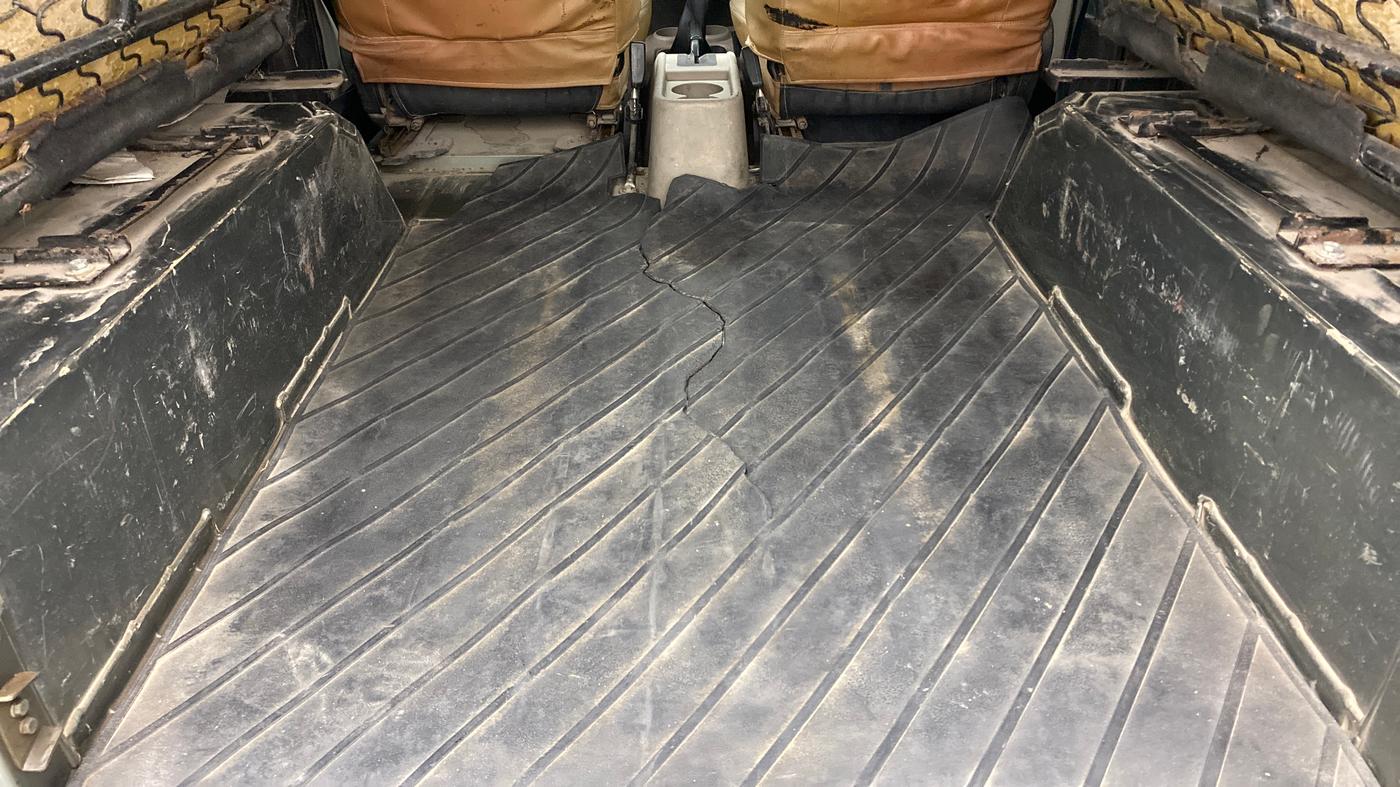 2018 Mahindra Thar CRDE 4X4 AC, Diesel, Manual, 90,305 km, Boot Inside