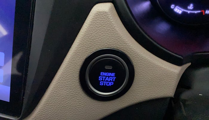 2015 Hyundai Elite i20 ASTA 1.4 CRDI (O), Diesel, Manual, 1,02,603 km, Keyless Start/ Stop Button