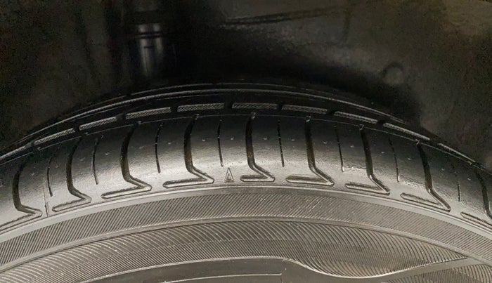 2020 Honda WR-V 1.2L I-VTEC VX MT, Petrol, Manual, 42,634 km, Right Rear Tyre Tread