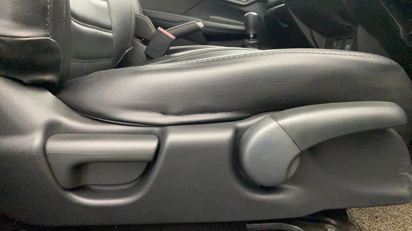 2020 Honda WR-V 1.2L I-VTEC VX MT, Petrol, Manual, 42,634 km, Driver Side Adjustment Panel