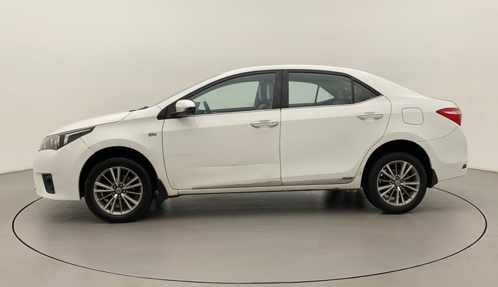 2015 Toyota Corolla Altis VL CVT PETROL, Petrol, Automatic, 1,00,922 km, Left Side