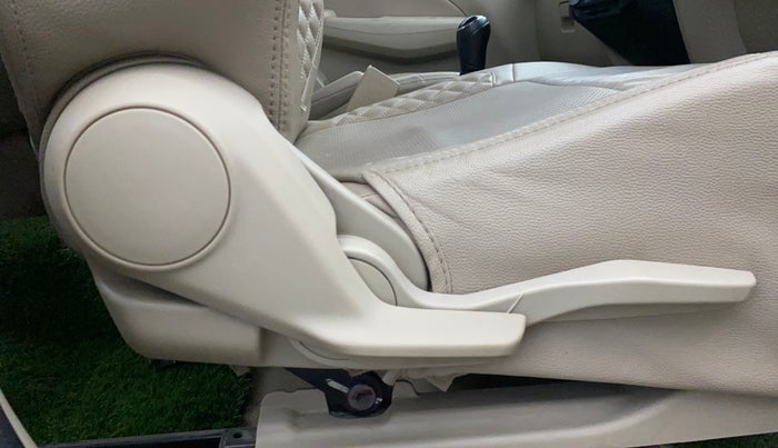 2020 Maruti Dzire VXI, Petrol, Manual, 58,547 km, Driver Side Adjustment Panel