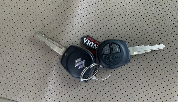 2020 Maruti Dzire VXI, Petrol, Manual, 58,547 km, Key Close Up