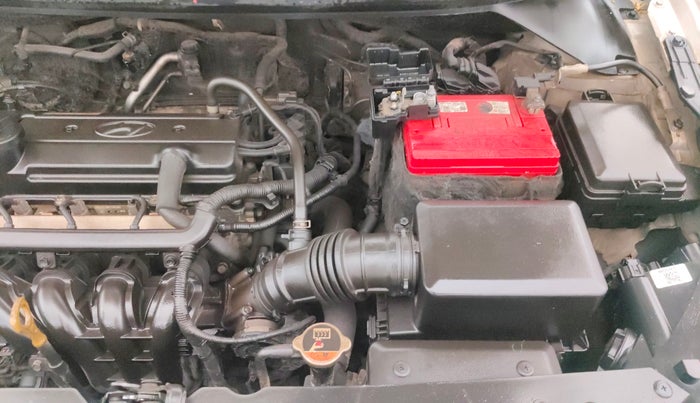 2017 Hyundai i20 Active 1.2 SX, Petrol, Manual, 60,992 km, Engine View - Left