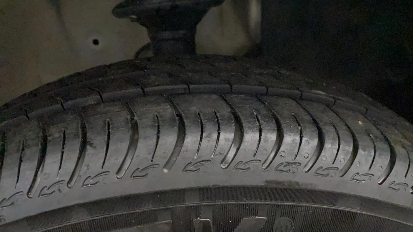 2025 Maruti New Wagon-R VXI 1.0, Petrol, Manual, 17,226 km, Right Front Tyre Tread