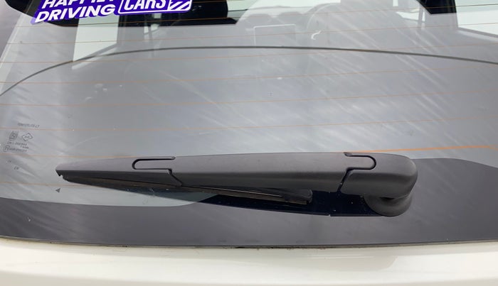 2024 Nissan MAGNITE N-Connecta B4D 1.0 Petrol MT Dual Tone, Petrol, Manual, 3,297 km, Rear Wiper